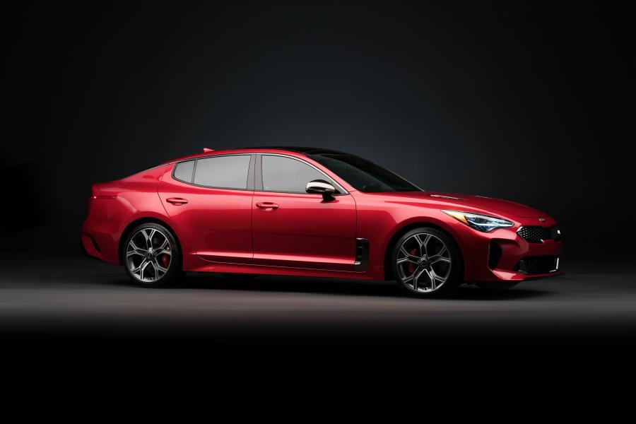  Kia Stinger GT (CK) 2017 года  (NA) (фото 17 из 50)